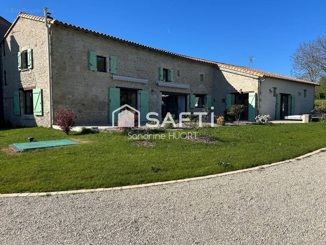 Photo 1 - Maison à COULONGES-SUR-L'AUTIZE