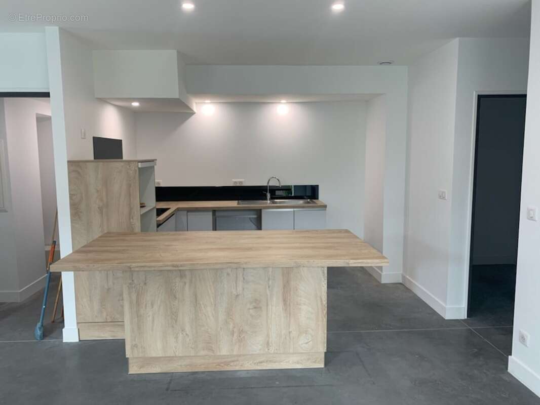 Appartement à BASSENS