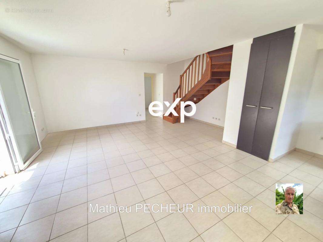 Maison à SAINTE-SUZANNE