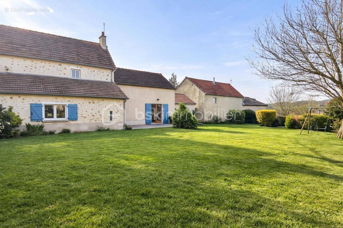 Maison à VENDREST