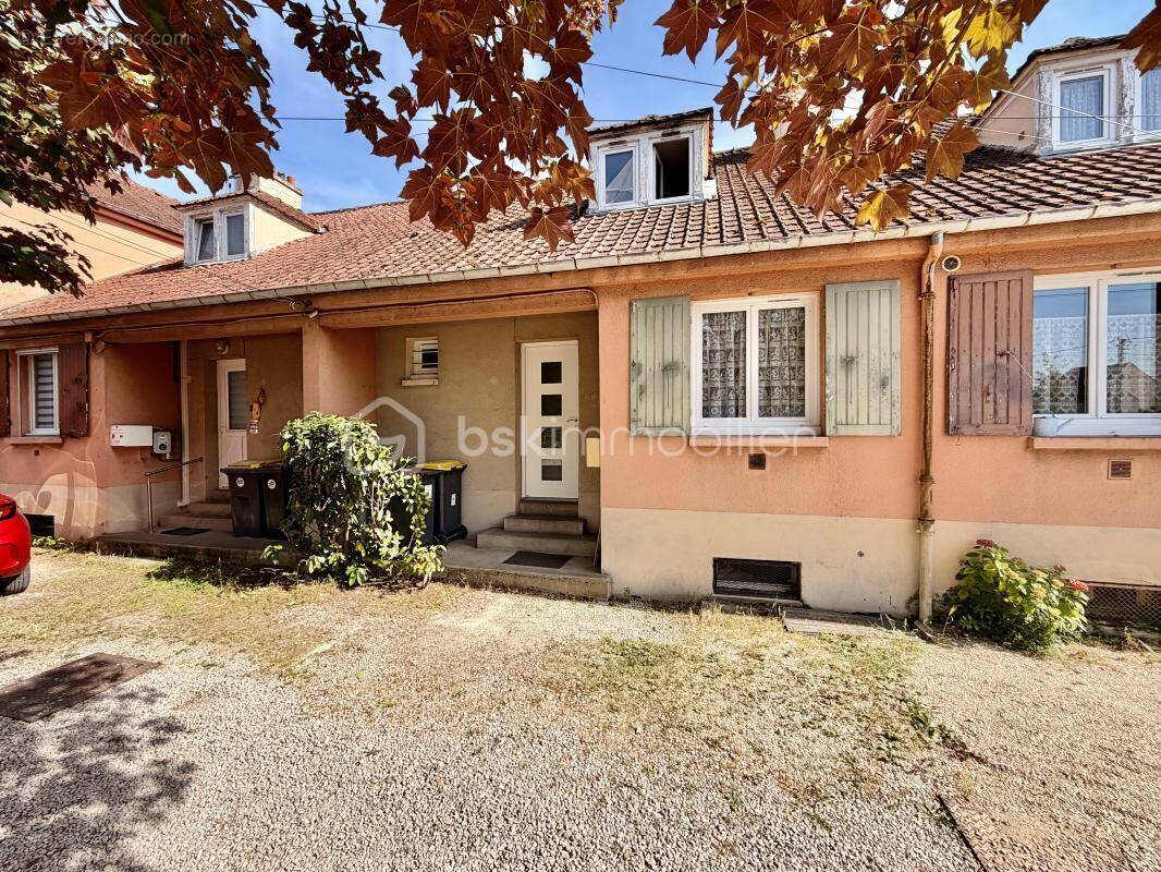 Maison à CHAMPAGNE-SUR-SEINE