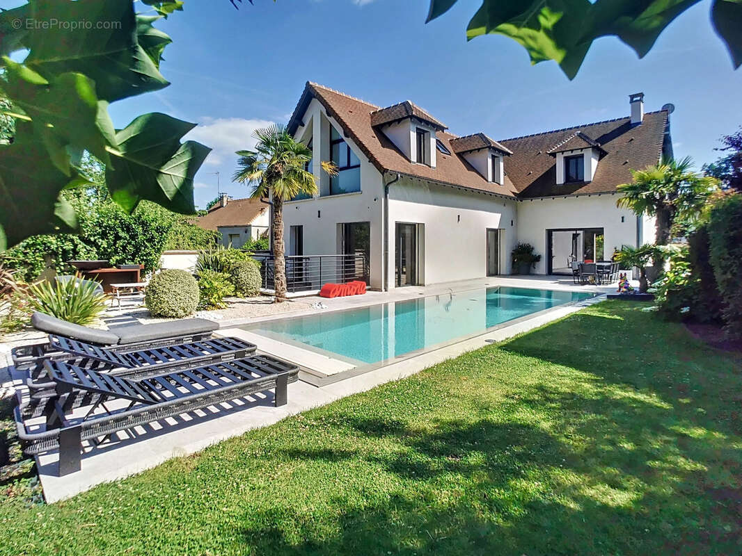 Maison à MONTFORT-L'AMAURY