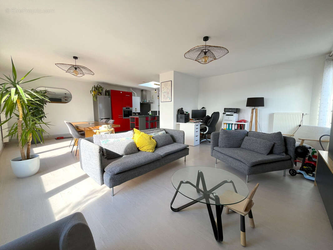 Appartement à BEZANNES