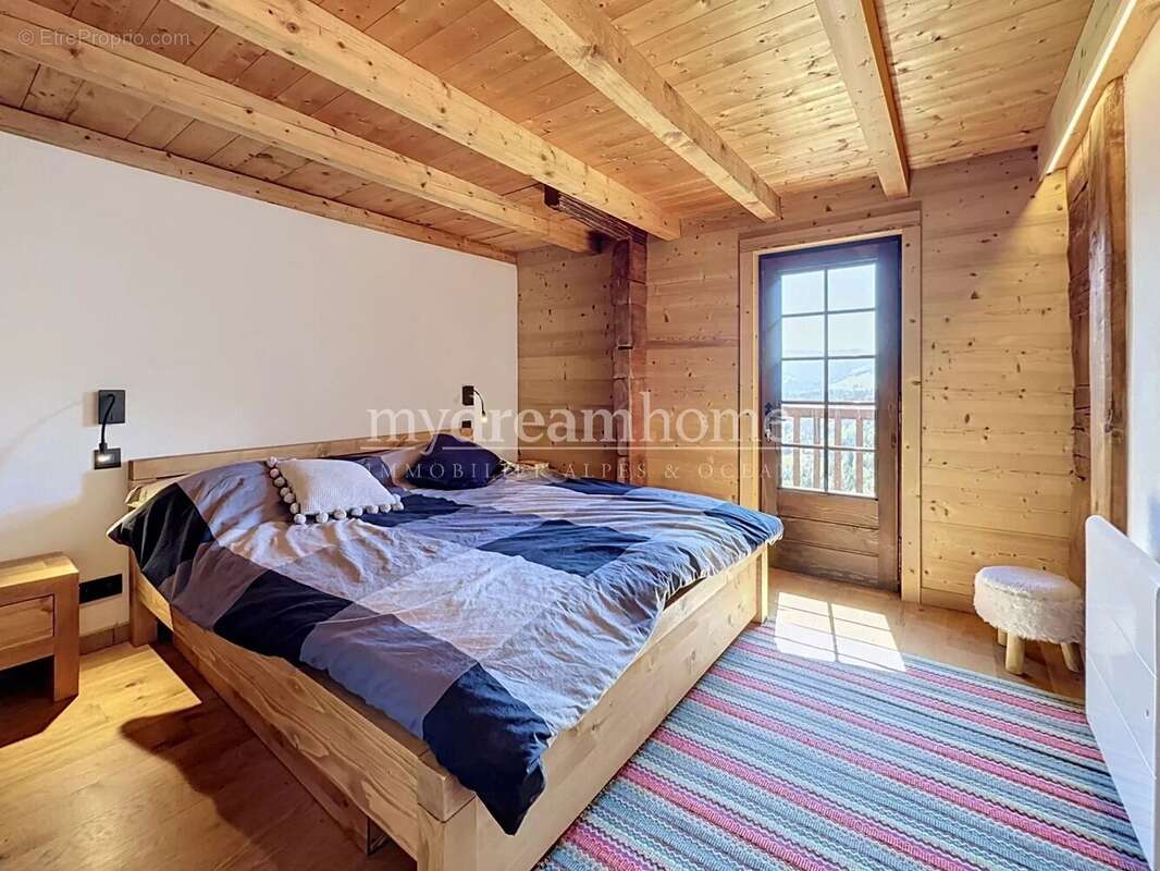 Rare ! exclusivite : chalet d alpage vue mont blanc sur les hauteurs de saint nicolas la chapelle (73590) - photo 11