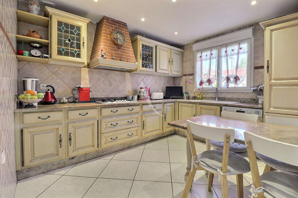 Maison à CASTELGINEST