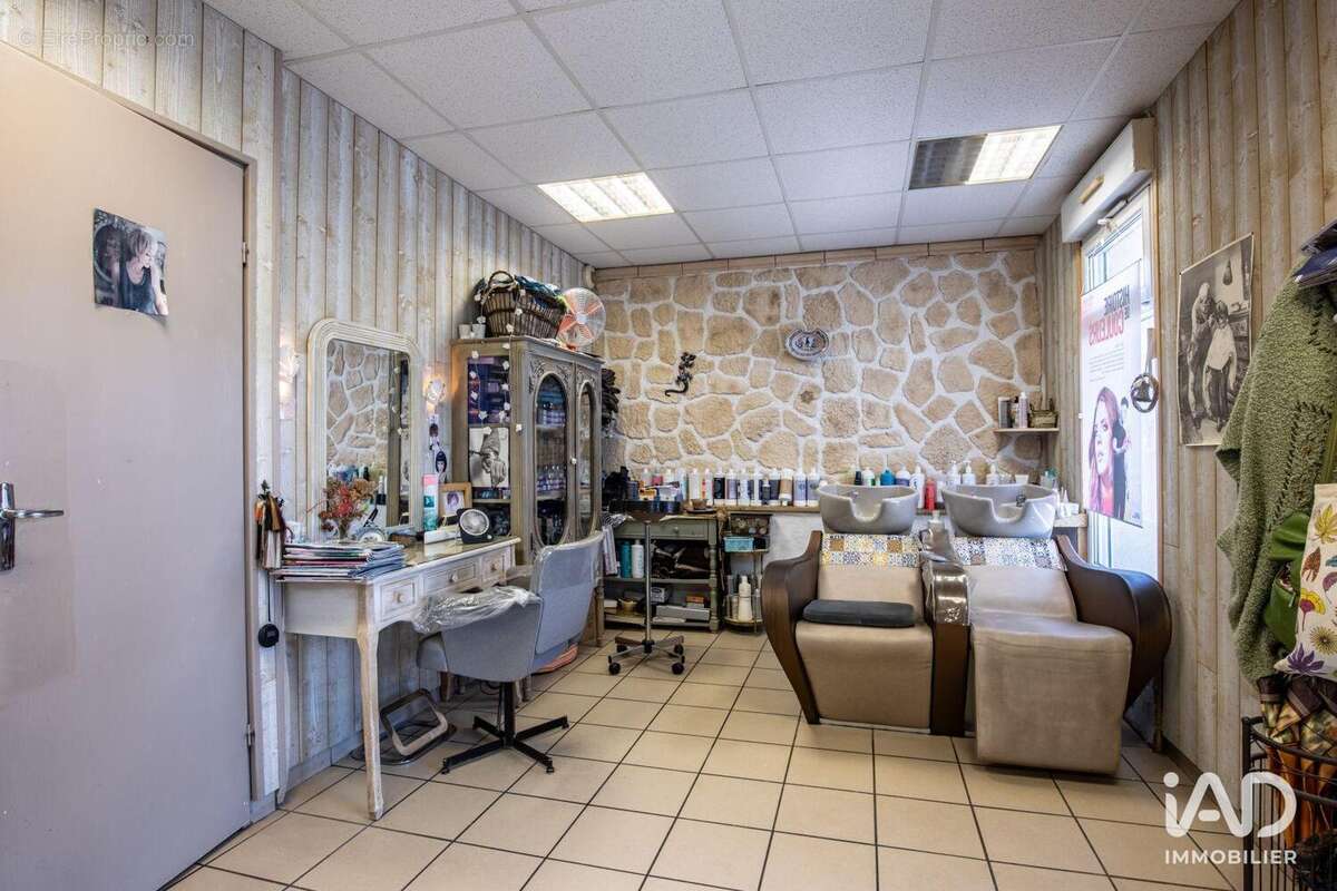 Photo 3 - Commerce à LAMOTTE-BEUVRON