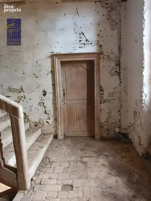 Chateau a renover - photo 8