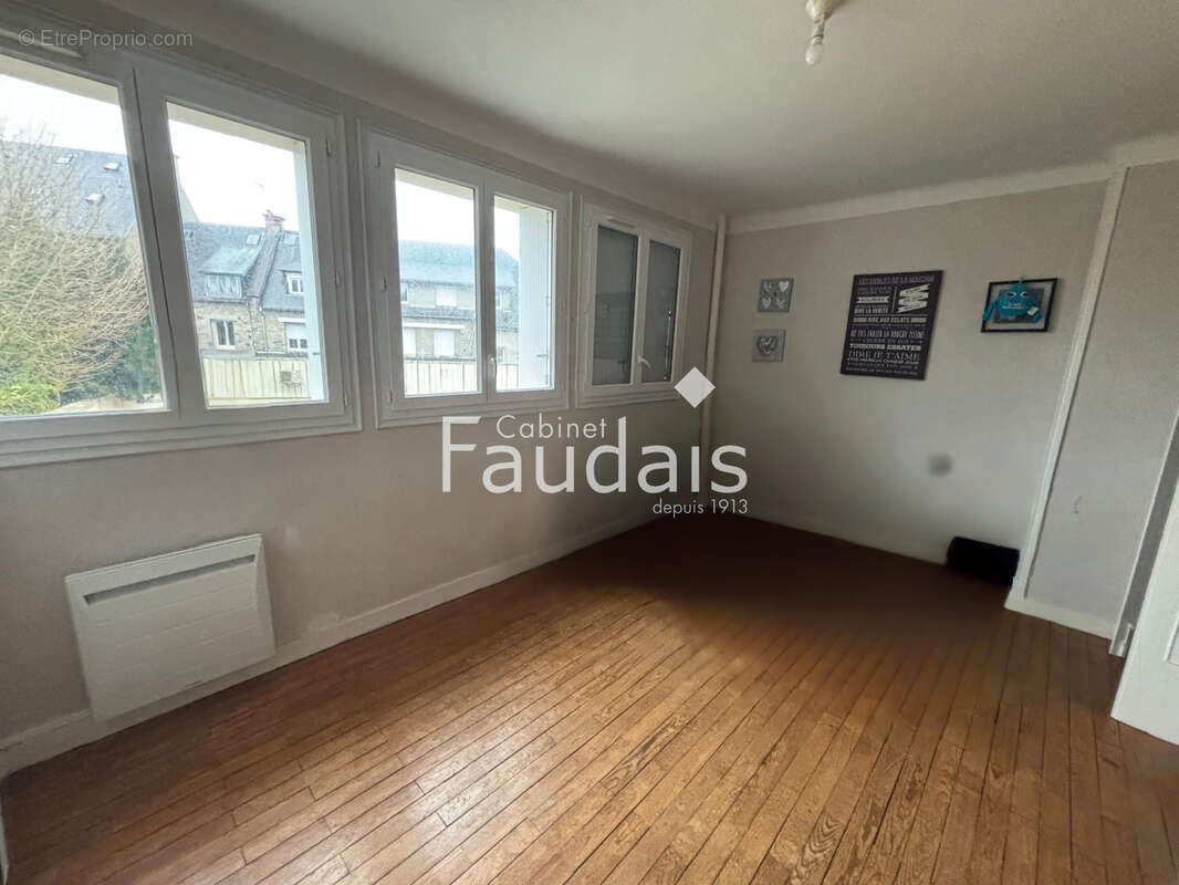 Appartement à LA HAYE-DU-PUITS