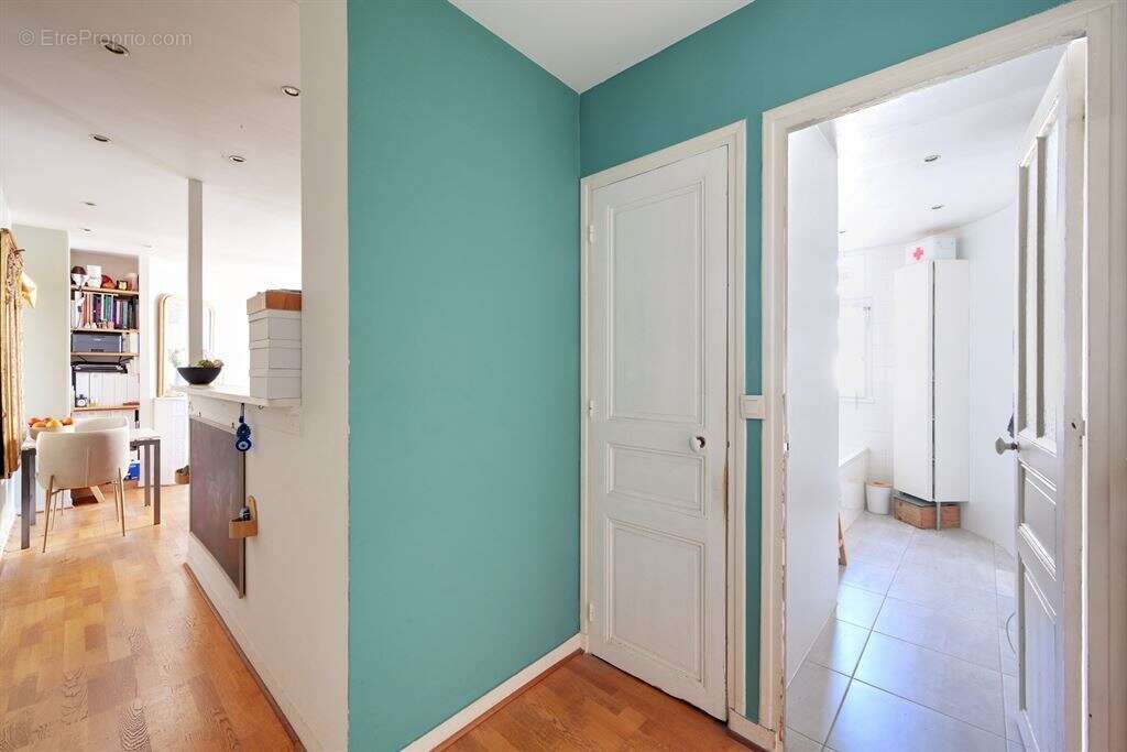 Appartement à LEVALLOIS-PERRET