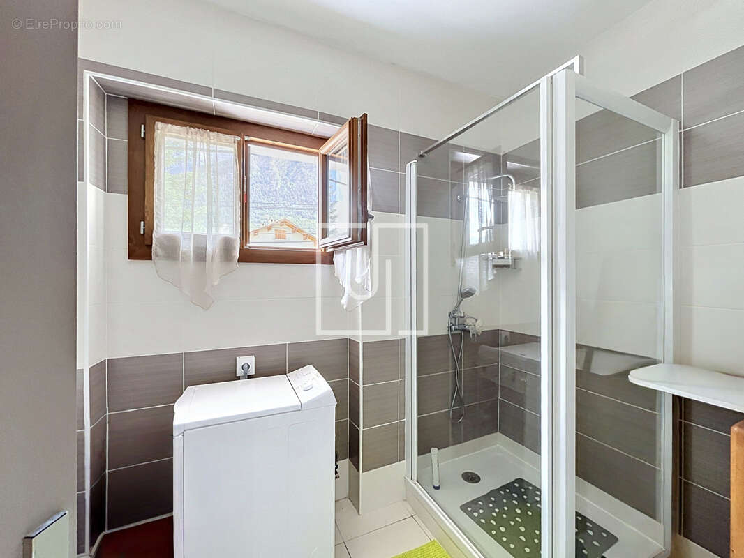 Appartement à JAUSIERS