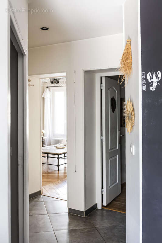 Appartement à SURESNES