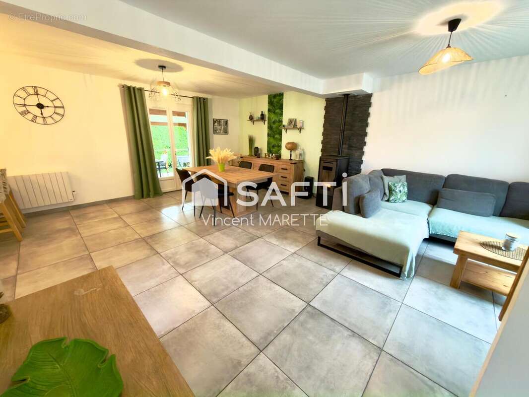Photo 3 - Maison à CIRES-LES-MELLO