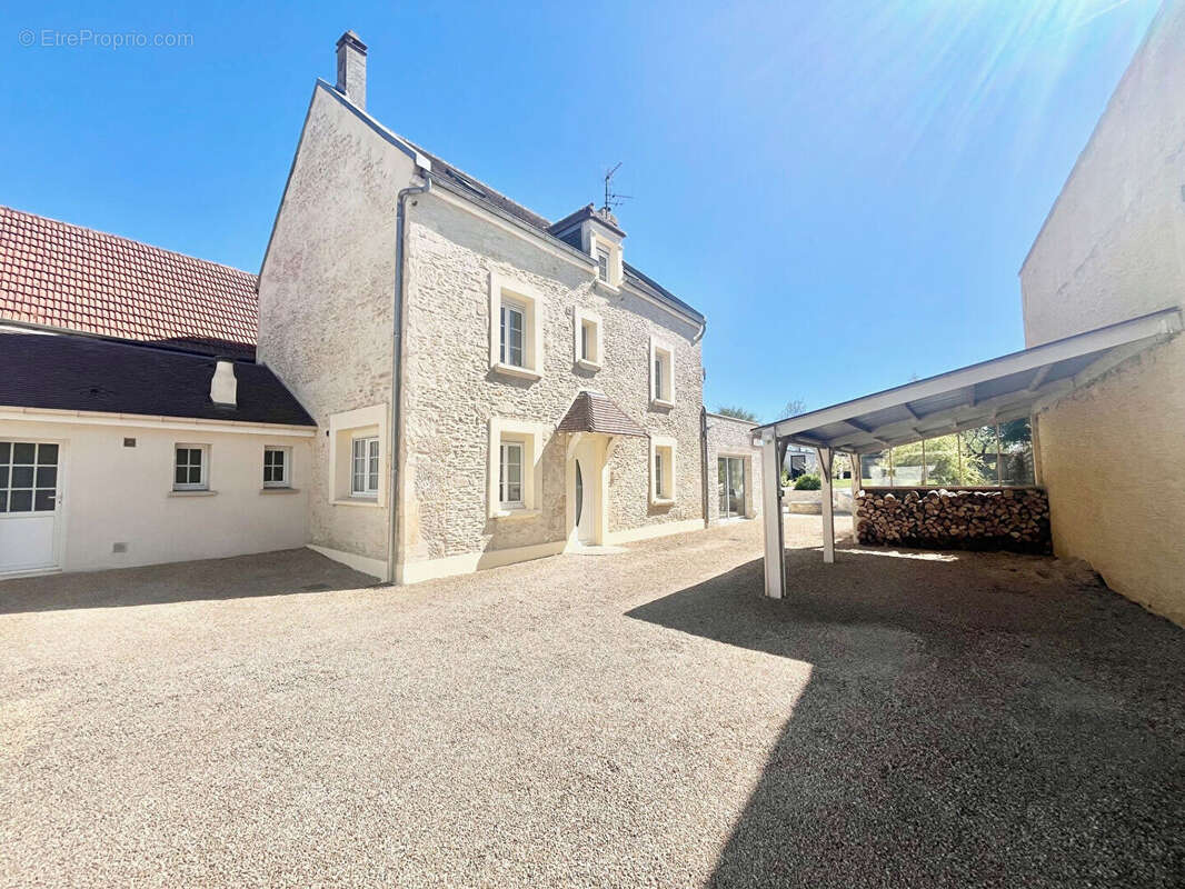 Maison à FRENOUVILLE