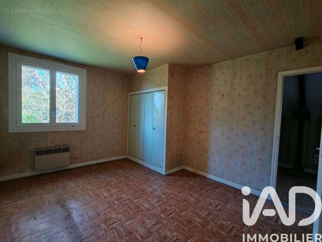 Photo 8 - Maison à GUILLAC