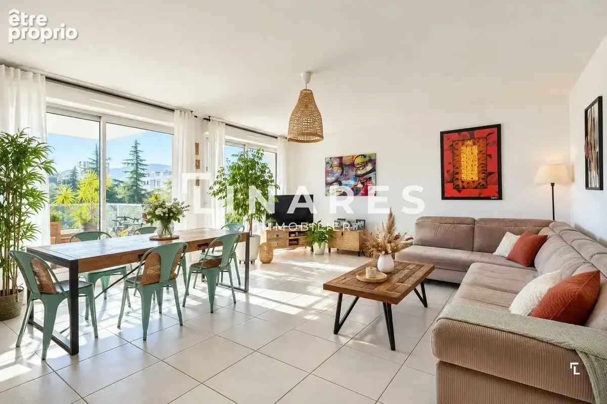 L’ART DE VIVRE - Appartement T4 de 93 m² - Terrasse - 13009 - photo 2
