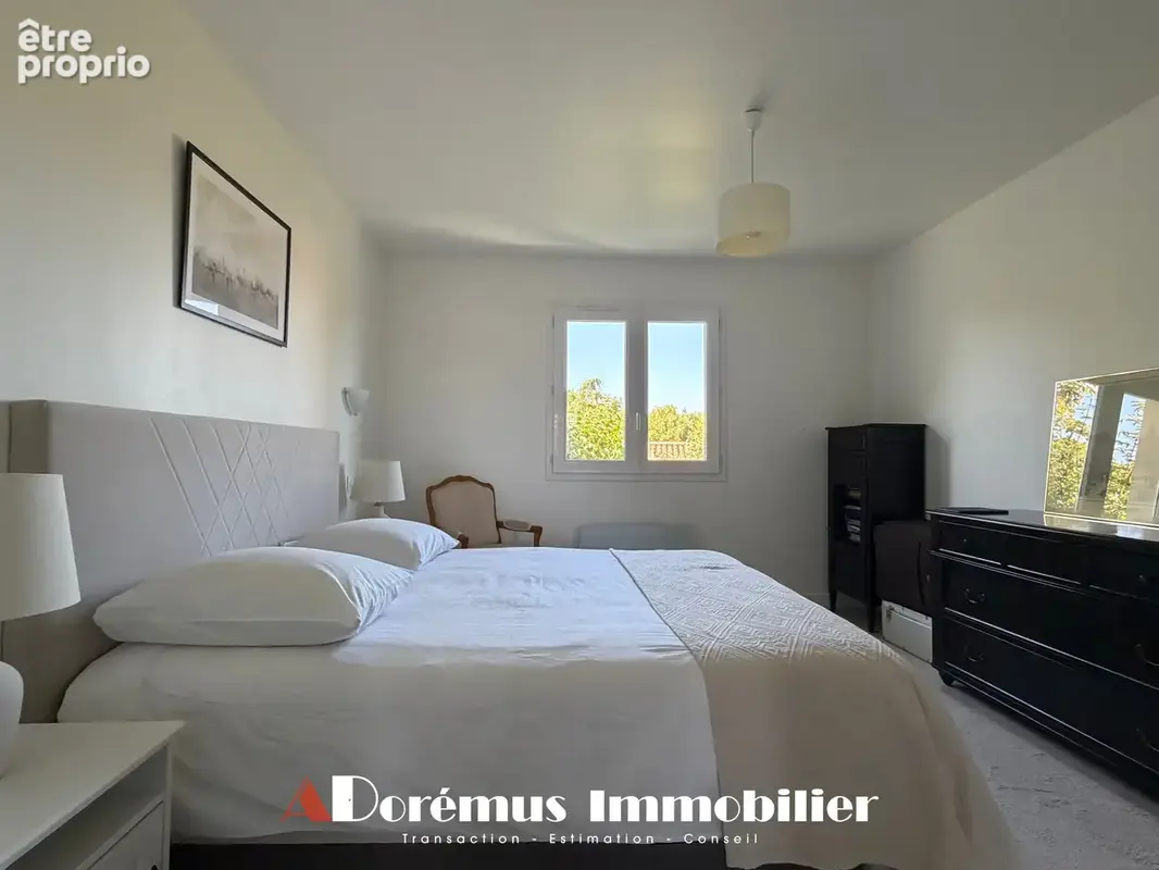 Maison contemporaine 138 m2 habitable - 3 chambres +bureau - piscine - photo 11