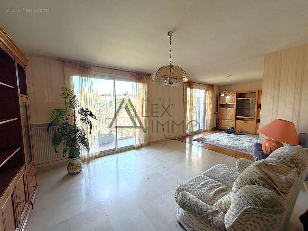 Appartement à MARSEILLE-13E