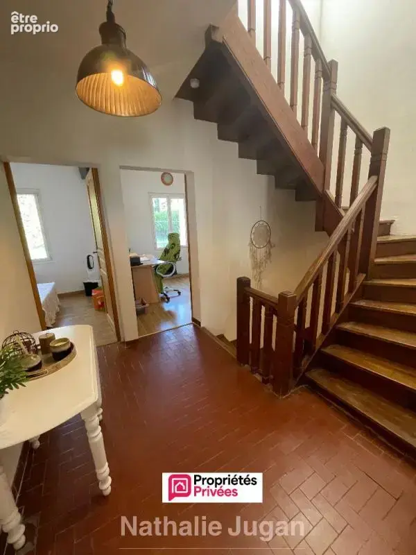 A vendre Maison atypique - Six Fours Les Plages 6P de 156.35 m2 avec garage et piscine - photo 14