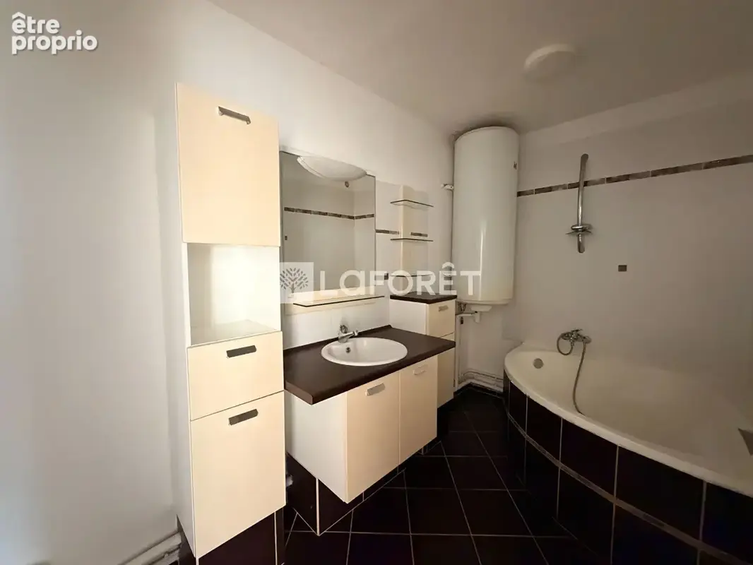 Appartement T3 en duplex, place des Ursulines 72.43m² - photo 9