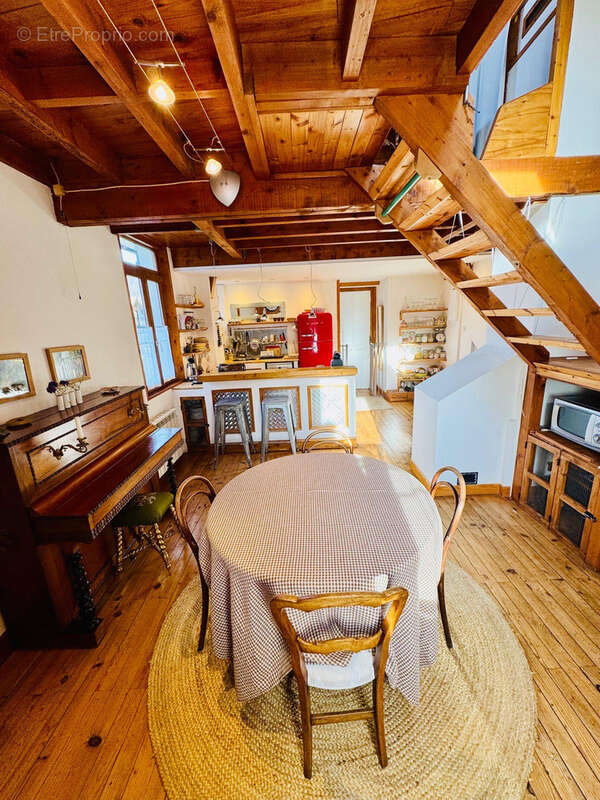 Maison à SAINT-MARTIN-D'URIAGE