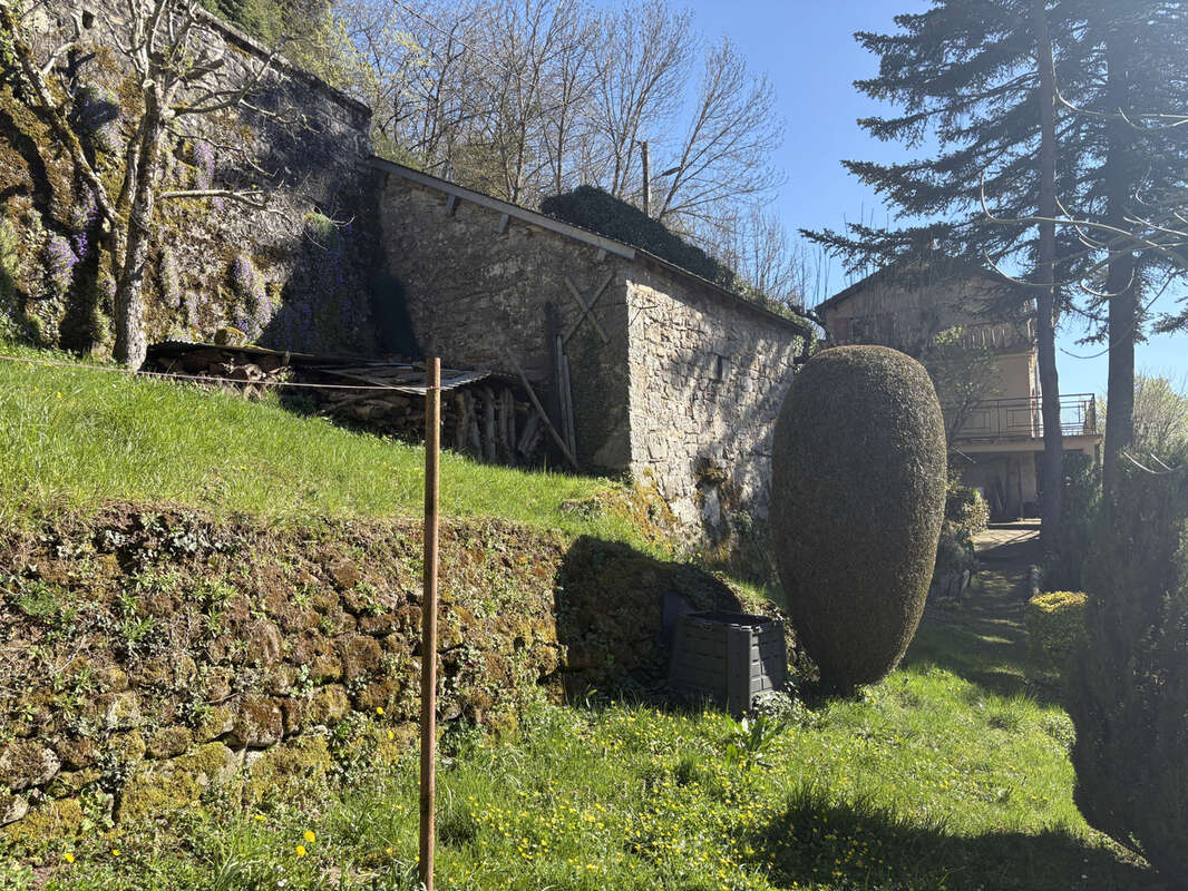 Maison à SAINT-LEONS