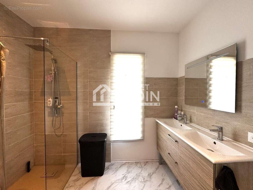 Maison à RIVIERE-SAAS-ET-GOURBY