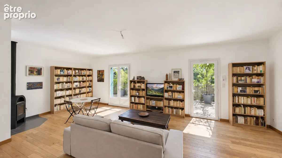 Sauveterre - Maison 135 m² sur terrain arboré de 1500 m² - photo 2