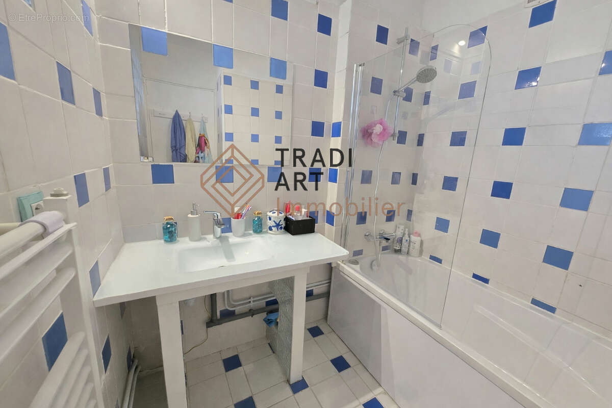 Appartement à CHILLY-MAZARIN