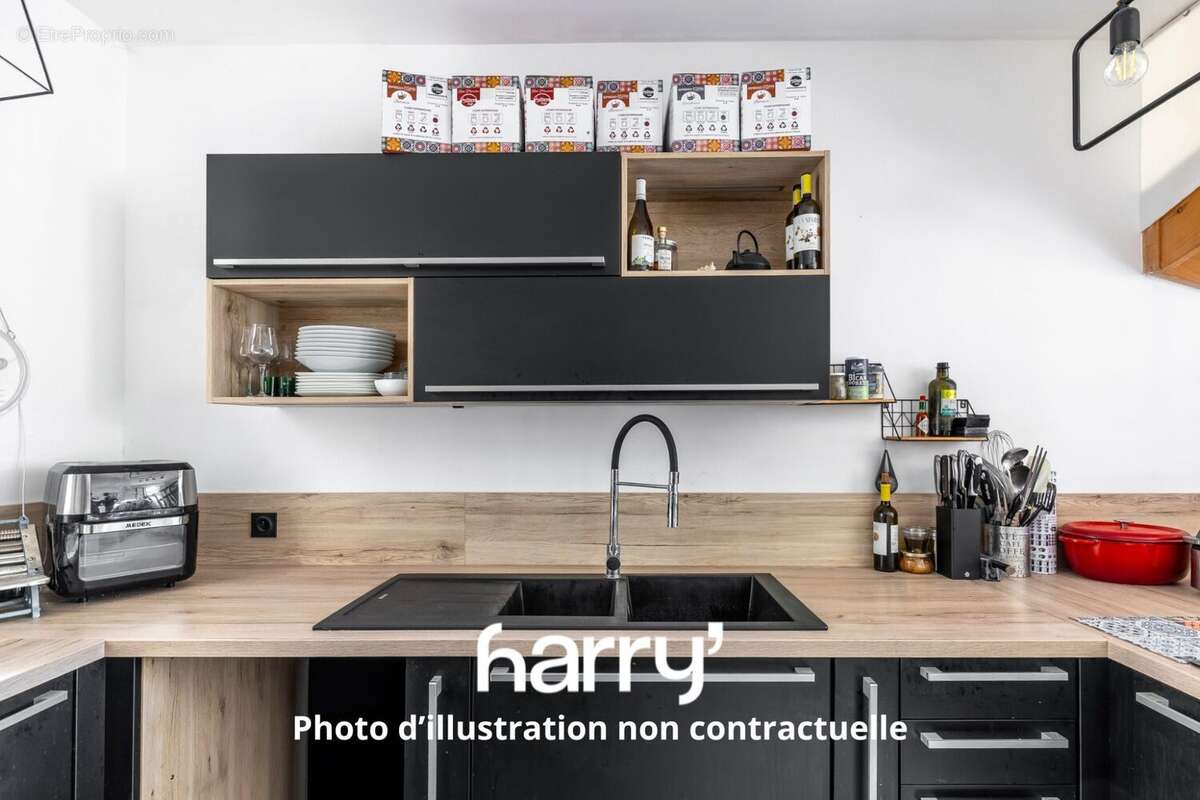 Appartement à FRASNE