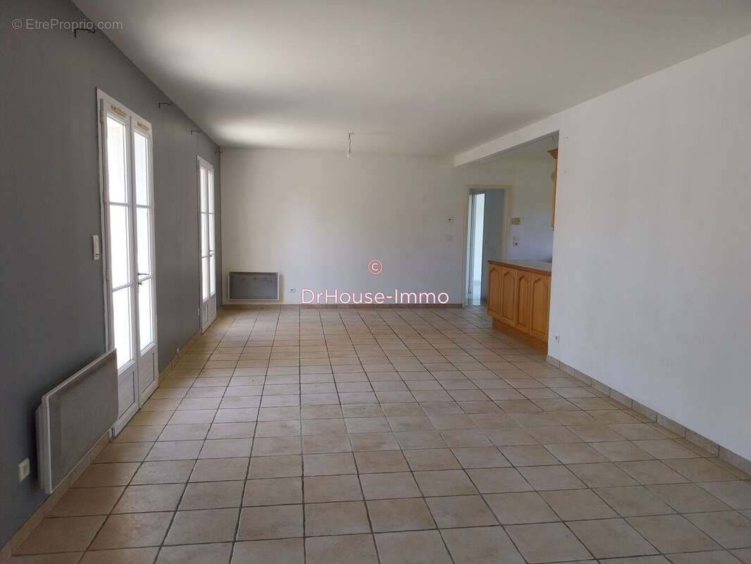 Maison 160 m² à Saint-Ouen-D'aunis  - photo 25