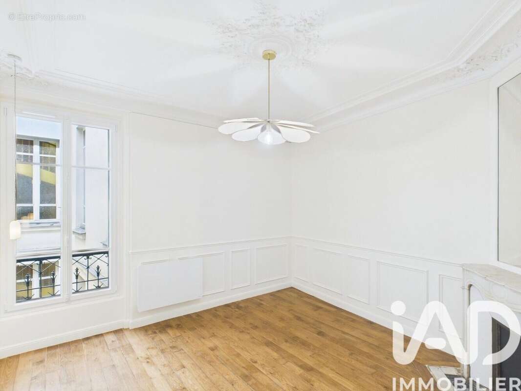 Photo 8 - Appartement à PARIS-7E