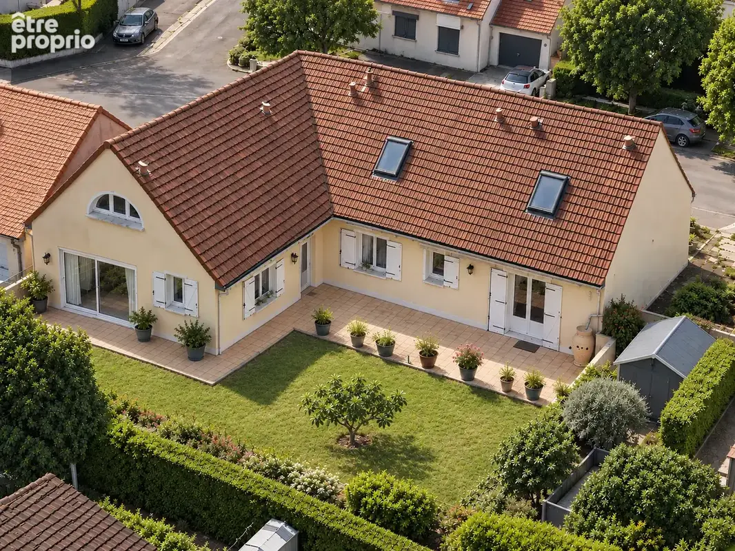 Maison à SARGE-LES-LE-MANS