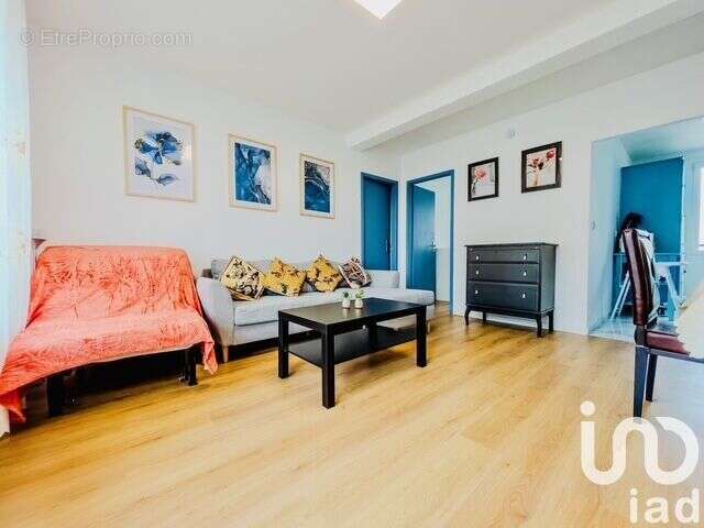 Photo 2 - Appartement à MONTROUGE