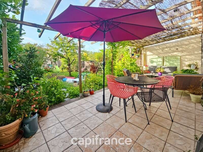 Maison familiale avec jardin & studio indépendant – Saint-André-de-Cubzac ( haut de Port de Plagne) - photo 2