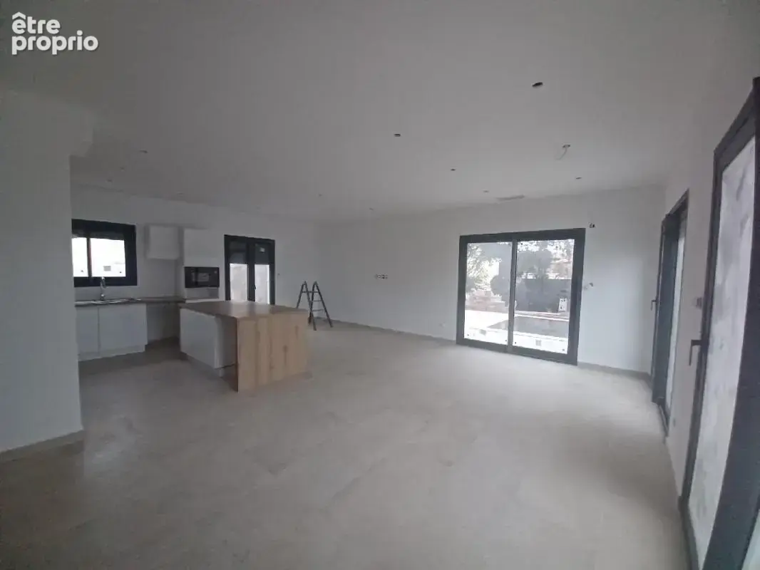 Maison 5 pièces 112 m² à vendre à Vendres (34350) - photo 2
