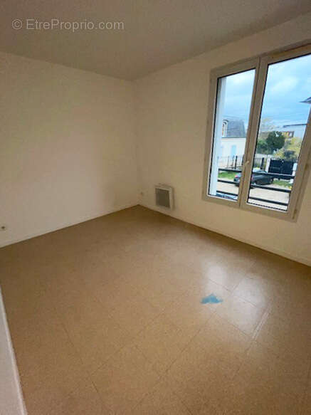 Appartement à LES MUREAUX