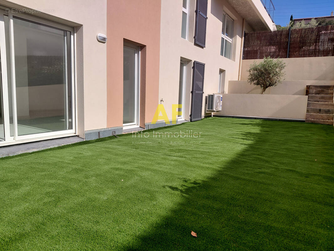Appartement à SAINT-RAPHAEL