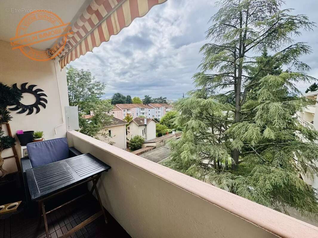 Appartement à CHAMPAGNE-AU-MONT-D&#039;OR