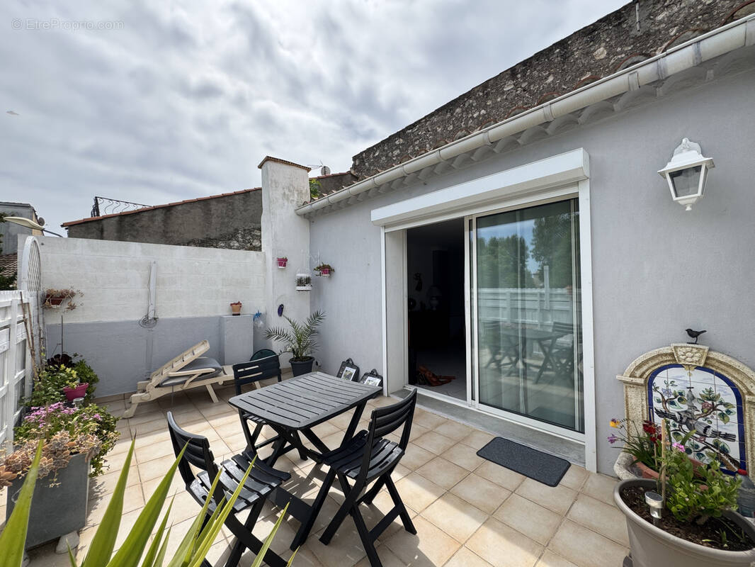Maison à COURSAN