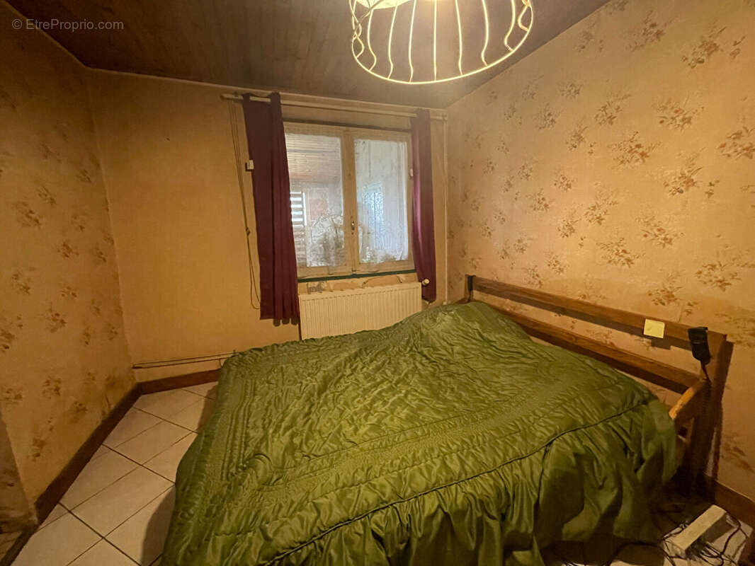 Maison PENNE D'AGENAIS 121m² + garages (terrain 11 630m²) - photo 11