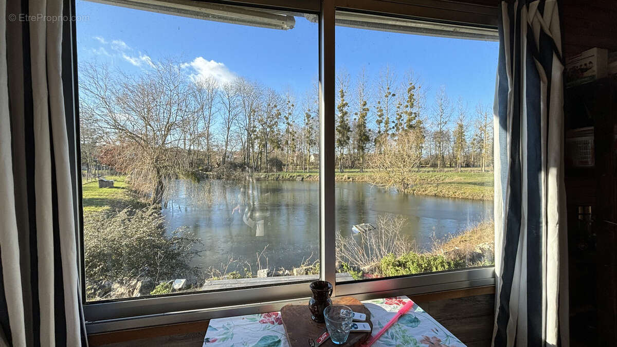 Terrain à CLOYES-SUR-LE-LOIR