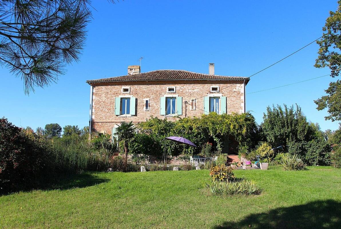 Maison à AUVILLAR