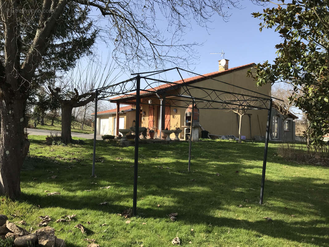 Maison à L'ISLE-EN-DODON