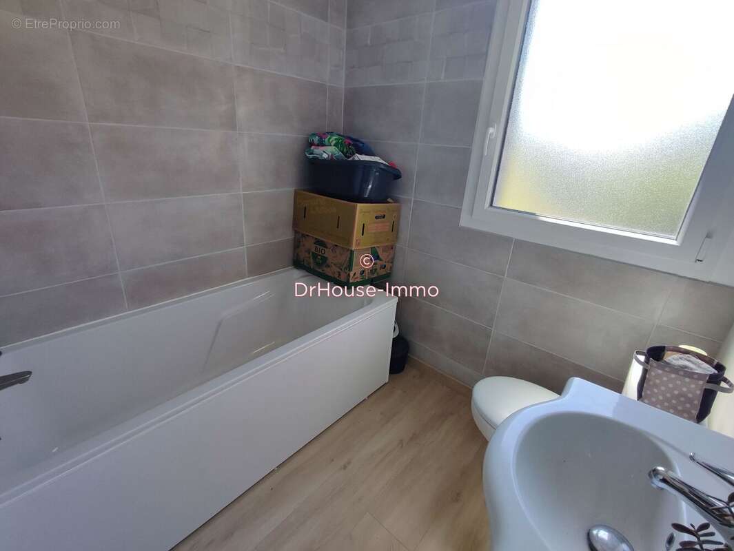 Maison à LAIZE-LA-VILLE