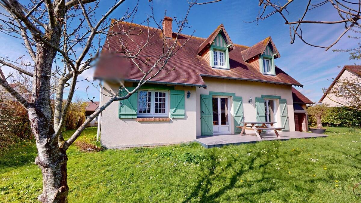 Maison à OUISTREHAM