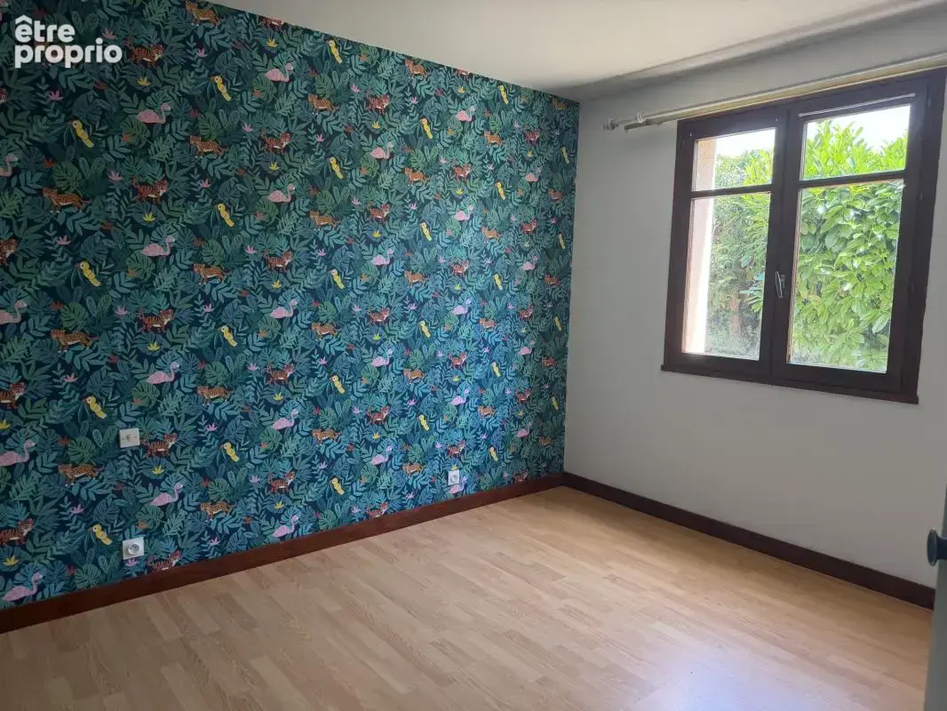 Maison 4 chambres et double garage - photo 9