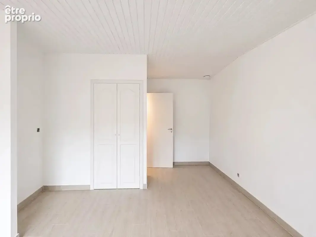 Grasse – appartement entièrement rénové – dernier étage - photo 2