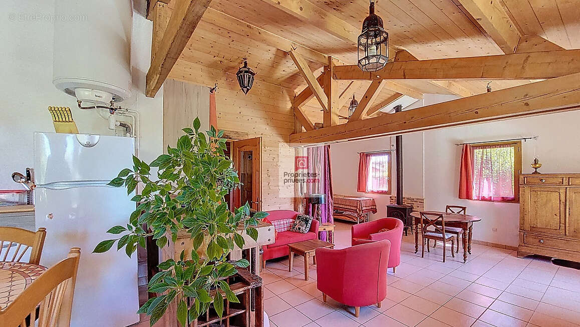 Maison à PLAZAC