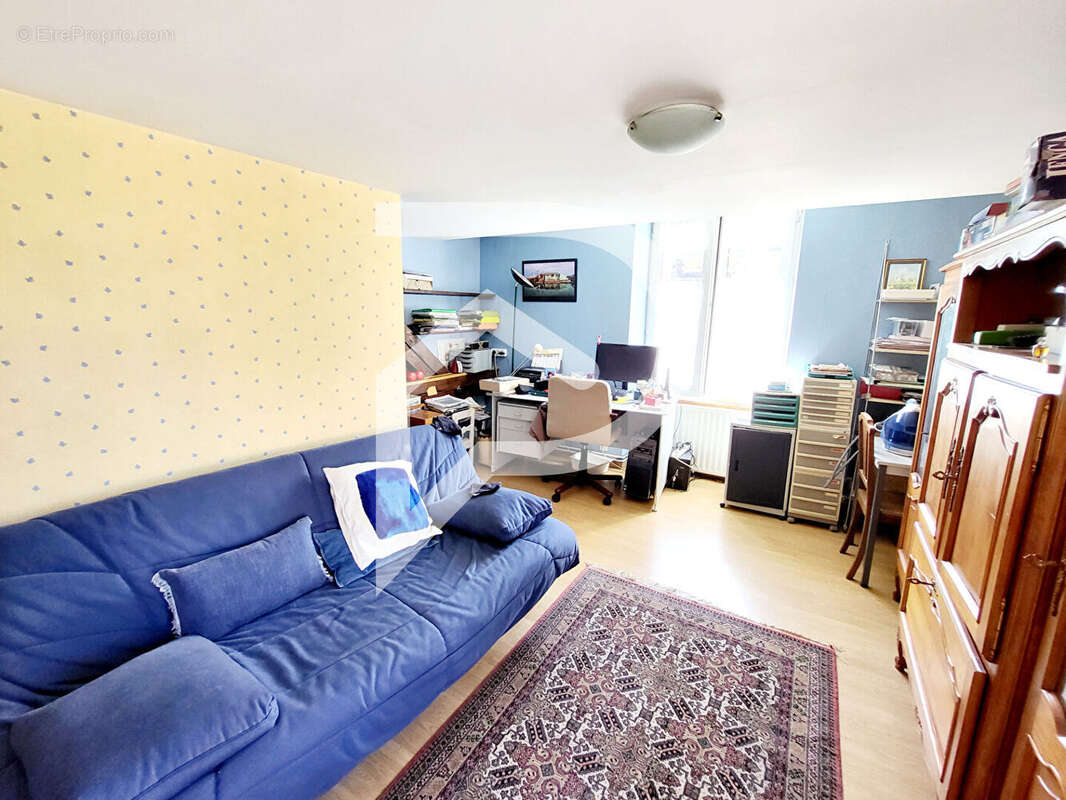 Maison  7 pièce(s) CHAMPSEVRAINE - photo 15
