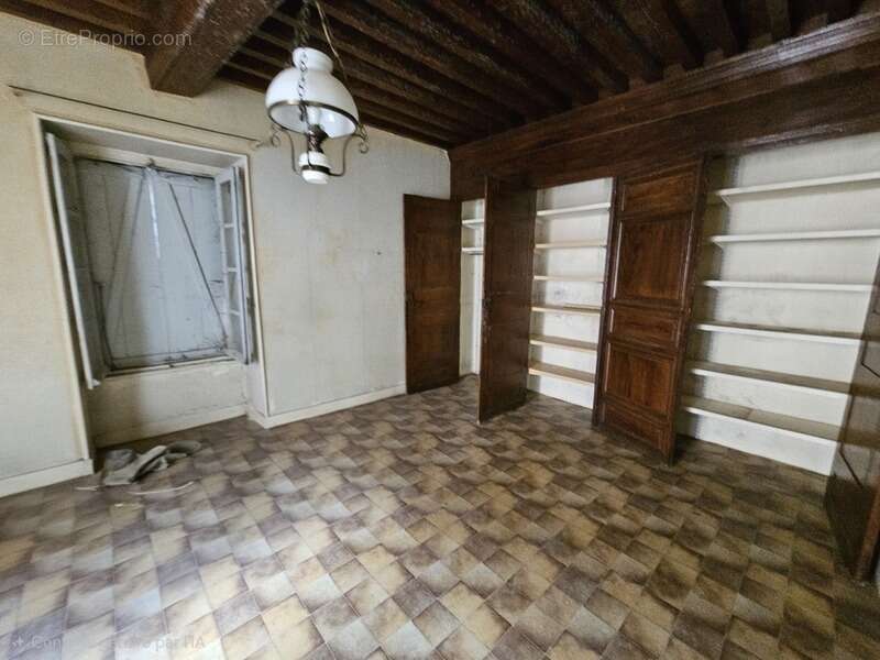 Maison à VEYRE-MONTON